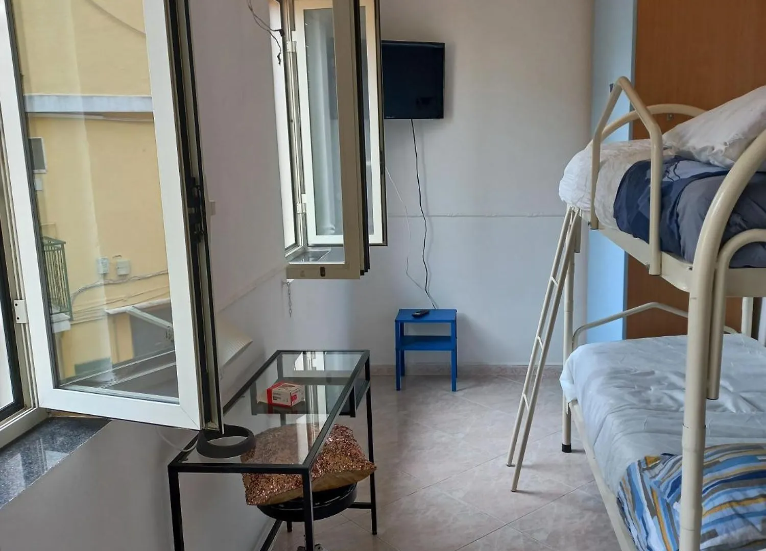 Airb&B 170 Naples